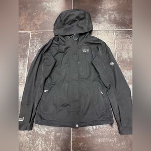 I135 MOUNTAIN HARDWEAR Black Ski Snowboarding Dry Q Elite Jacket Womens Sz XS